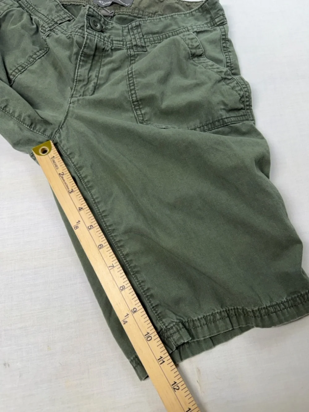 Eddie Bauer: Adjustable Length Shorts, Army Green 100% Cotton, Women’s Size: 2 - Picture 7 of 9